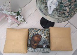 pillows_hedgehog_batik_art_handmade_interior