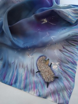 shawl_batik_art_hedgehog_handmade